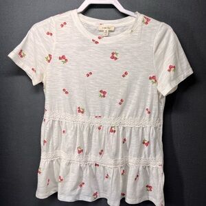 Como Blu Womens Tiered Top with Crochet Overlay